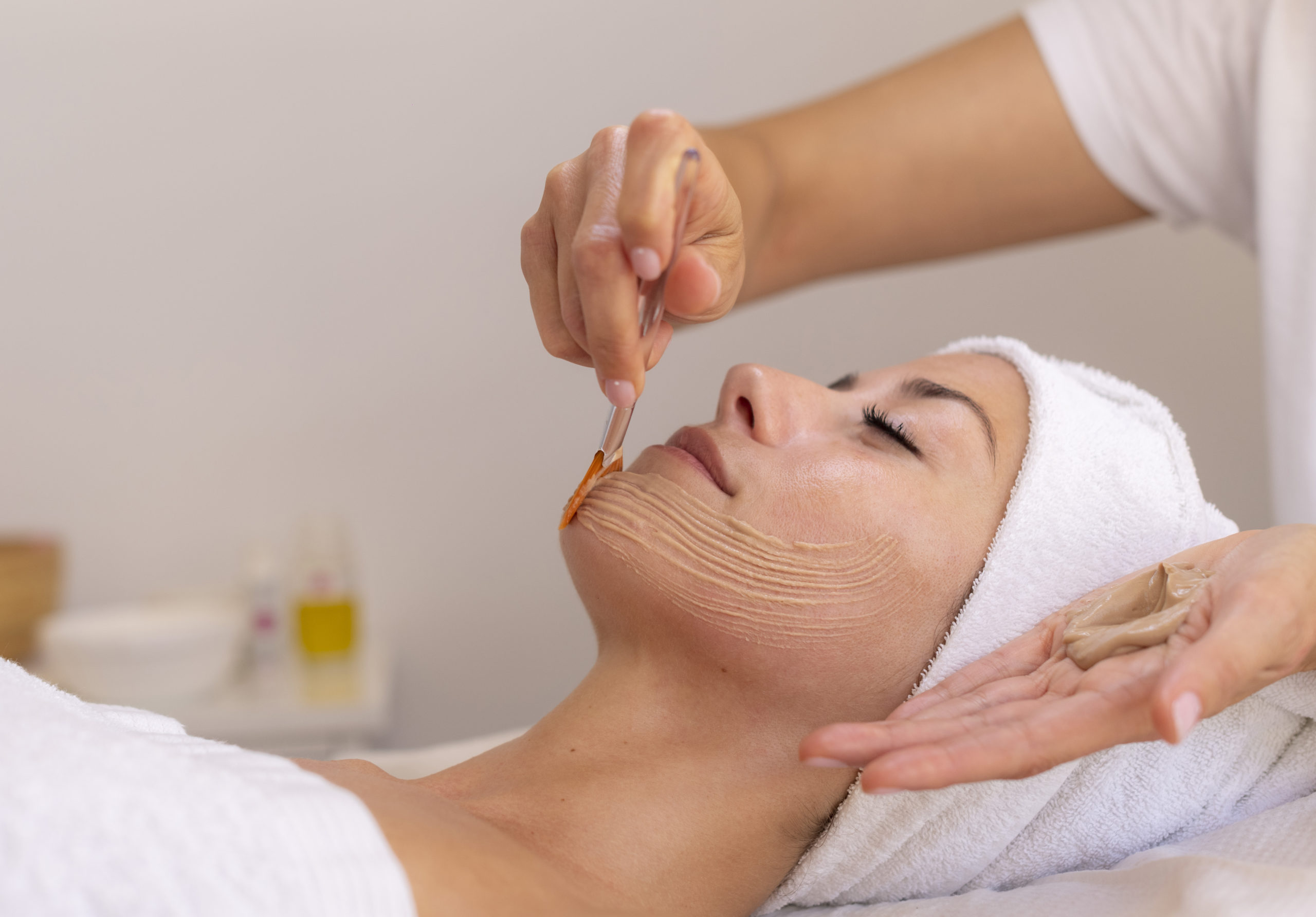 Dala Beauty Salon - Centro de bienestar en Marina Santa Eulalia|Facial treatments